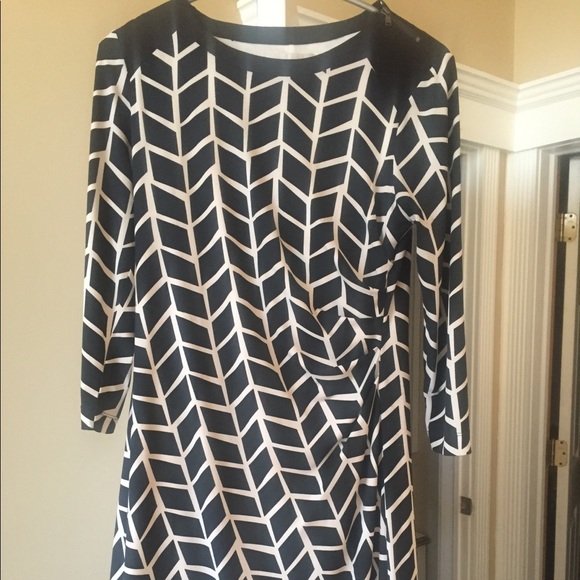 Donna Morgan knit black/white dress,size 8 - Picture 2 of 5